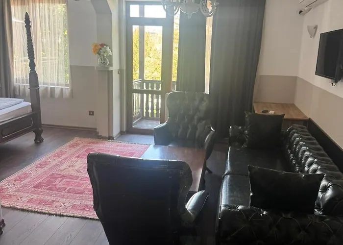 Otel комлекс кристо